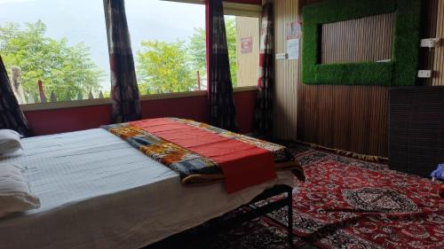 Sirala Hostel | Tehri lake view camp and cottage