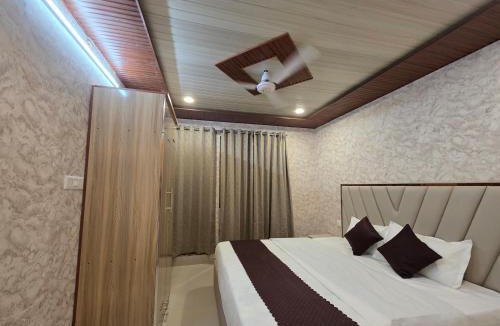 Amritpur Apartment | The Alpine Lakeview suite 3
