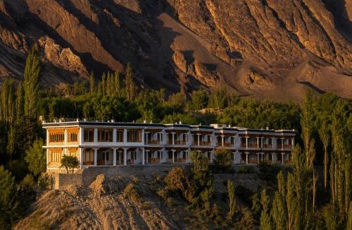 Tingmosgang Hotel | The Apricot Tree Hotel