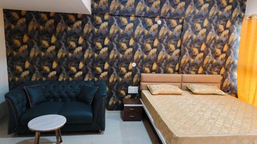 Indore Apartment | The Aura stays