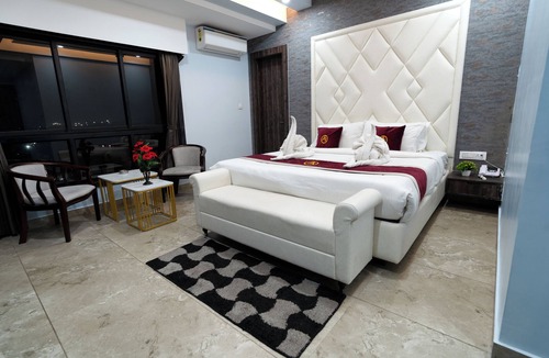 Siliguri Hotel | THE AUTOGRAPH INN