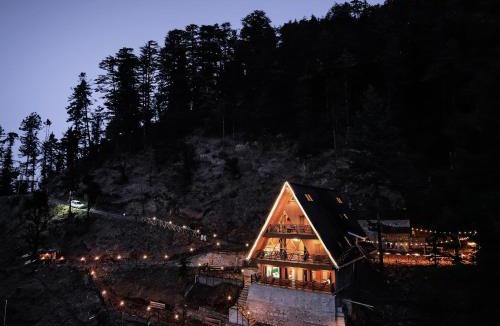 Theog Cabin | The Bagh Kufri - A Himalayan Retreat