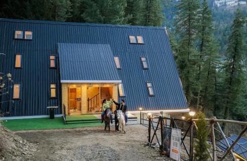 Theog Cabin | The Bagh Kufri - A Himalayan Retreat