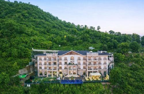 Kumarhatti Hotel | The Belvedere Kasauli