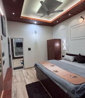 Bhowali Apartment | The Bhowali Nest 2BHK Near Kaichi Dham and Nainital