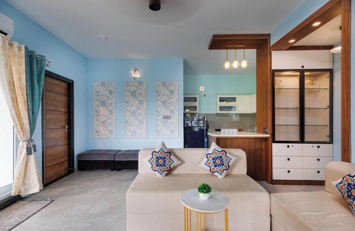 Hosur Apartment | The Blue Orchard Private Pool Lawn 1hr HSR