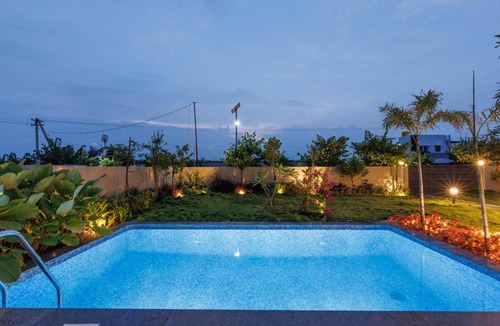 Hosur Apartment | The Blue Orchard Private Pool Lawn 1hr HSR