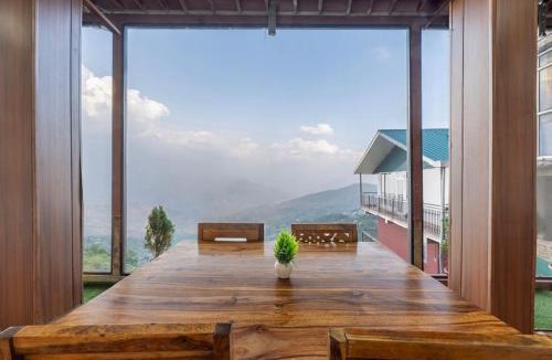 Fagu Apartment | The Cedar Peak Retreat l Restaurant and Cafe l Forest Treks l Kufri by Exotic Stays