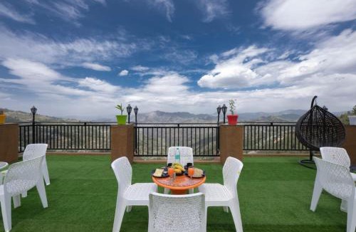 Fagu Hotel | The Charvi Retreat I Vacations I Conference I MICE I Family Events I Open Air Terrace I Sky Bonfire I Wooden Rooms With Pvt Balconies I Kufri by Exotic Stays