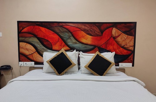 Manali Hotel | The Chiraag Inn