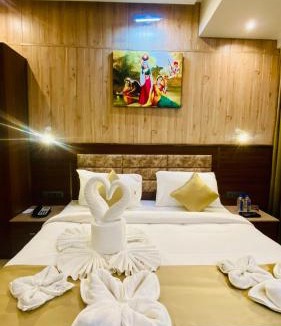 Indore Hotel | THE CLAN HOTEL - VIJAY NAGAR Indore