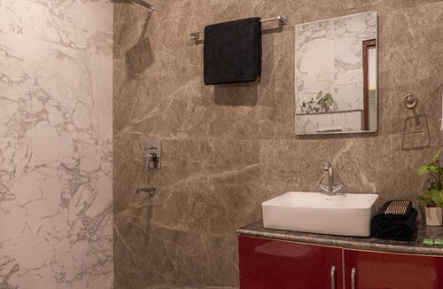 Dharampur Hotel | The Cloud Berry
