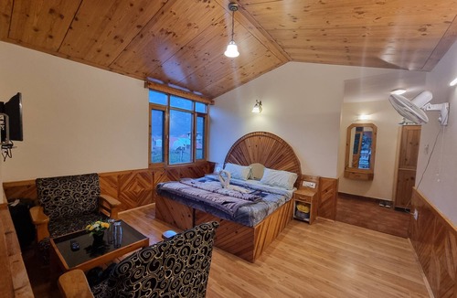 Simsa Village Cottage | The Cozy Nook - Manali