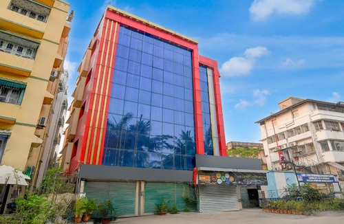 Lake Town Hotel | The Crown Inn Lake Town Kolkata