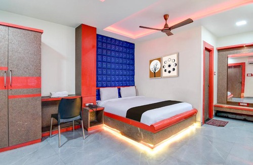 Lake Town Hotel | The Crown Inn Lake Town Kolkata