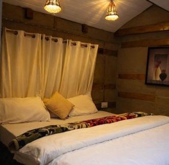 Banjar House | The Crystal Cabin