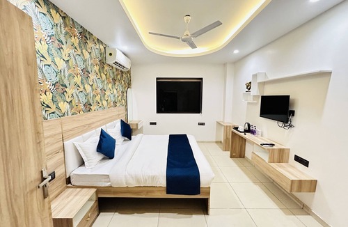 Knowledge Park III Hotel | The Dwelling inn