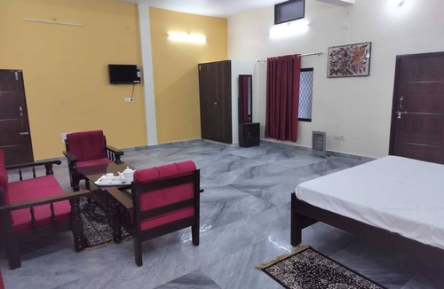 Jhusi Bed & Breakfast | The Eco Resort By Dawn