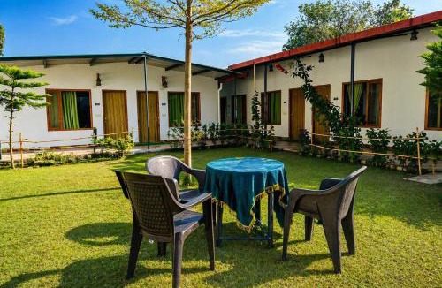 Bail Parao Resort | The Evergreen Hotel