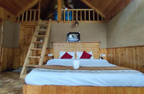 Ghiyagi Hotel | The forest cabin Jibhi