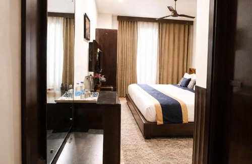 McLeod Ganj Hotel | The Ginger McLeodGanj-By Vaikunth Centrally Heated & Air Cooled # Near Mall Road # Big Parking # Lift #Spacious Rooms # Most Awarded # Property Of The Year #