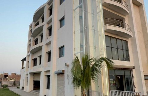 Achalpur Hotel | The Golden palace
