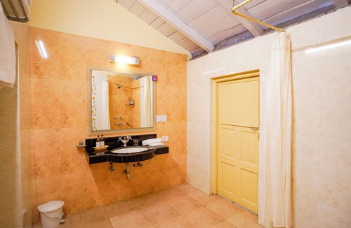 Mallital Hotel | The Grand Hotel Nainital