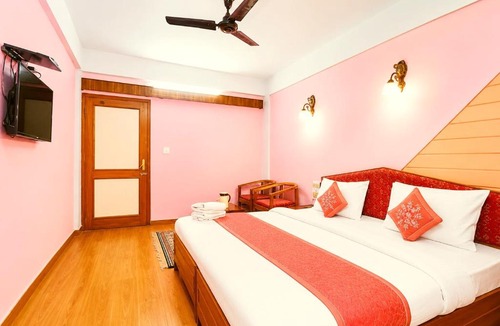Mallital Apartment | The Grand Radha Imperial Near Mall Road