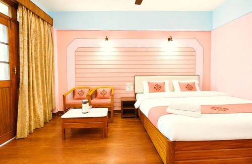 Mallital Apartment | The Grand Radha Imperial Near Mall Road