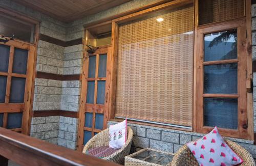 Manali Cabin | The Green Mountain Lodge