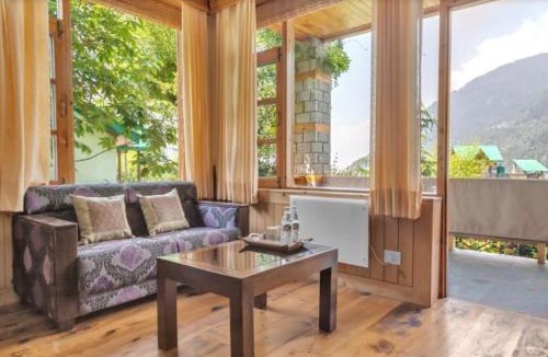 Manali Cabin | The Green Mountain Lodge
