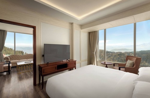 Narkanda Hotel | The Greenberry Mountain Resort Narkanda