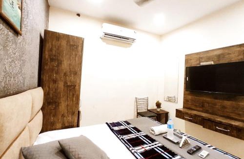 Phagwara Hotel | THE HEAVEN HOMESTAYS - A Budget Rooms By Dhesi Group