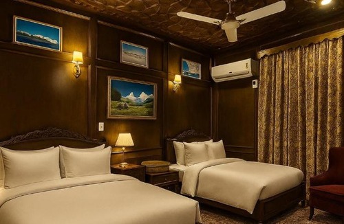 Brein Hotel | The Heritage Group of Houseboats