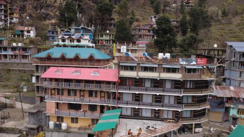 Vashist Hotel | The Himalayan Drift Cottages