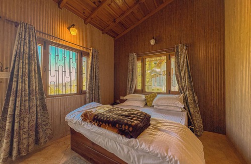 Gagar Hotel | The Himalayan Living - Whispering Oaks