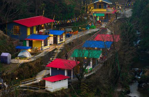 Mussoorie Hostel | The Hosteller Mussoorie By the Streamside, Kempty
