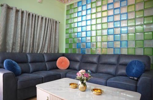 Tirupati House | The HR STAY INN TIRUPATI - LUXURY HOMESTAY - NEAR ALIPIRI BUS STAND AND KAPILATEERTHAM - 24 HRS HOT WATER-150 MBPS SPEED FREE WIFI & ALL OTT APPS