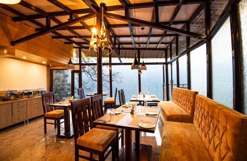 Mallital Hotel | The Imperial Green