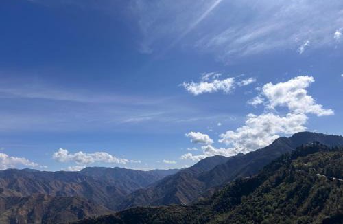 Bullawala Hotel | The JS Retreat - A Luxury Property with Mountain View