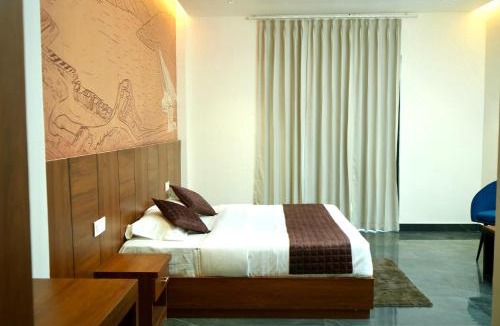 Roorkee Hotel | The Kailasha Resort