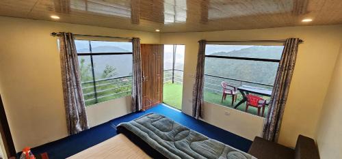 Kanatal House | The Kanatal Greenhood