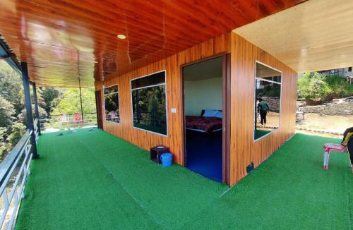 Kanatal House | The Kanatal Greenhood