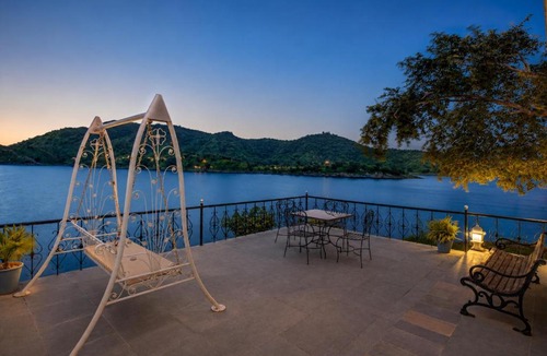 Jaisamand Hotel | The Karni Mahal - Jaisamand Lake Island, Udaipur