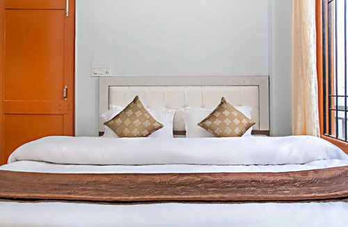 Dharampur Hotel | THE KASAULI TRAIL