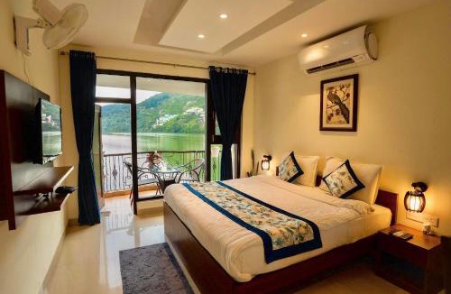 Bhimtal Hotel | The Lake Heritage, Bhimtal