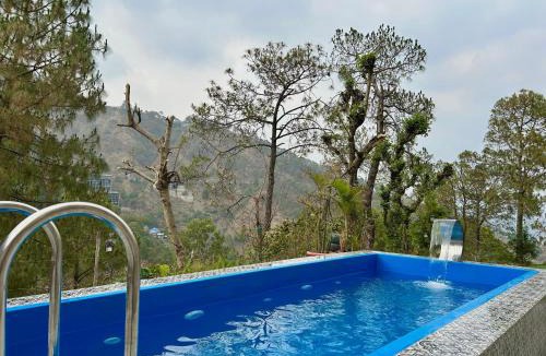 Kumarhatti Bed & Breakfast | The Lalita's Majestic Pines