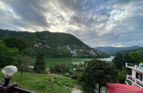 Bhimtal Hotel | The Mount lakes