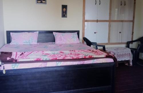 Almora House | The Mountain Hills Home Stay Kasardevi