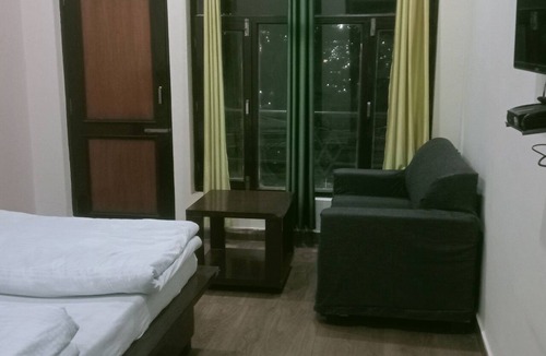 Guptkashi Hotel | The Mrityunjaya Palace Guptakashi